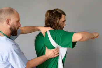 athlete getting chiropractic treatment