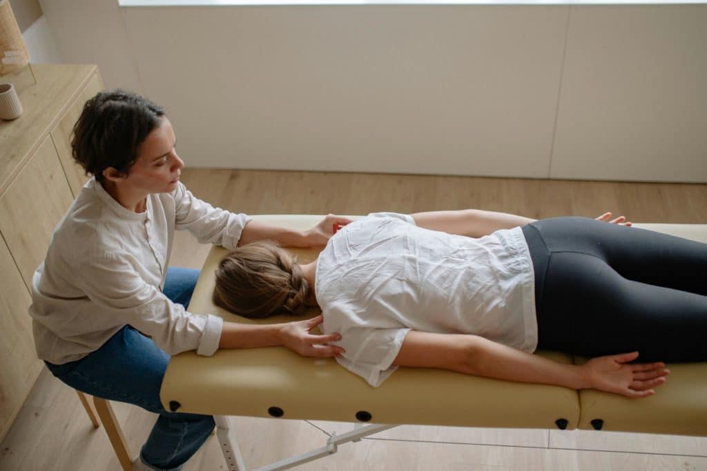 chiropractic care with massage therapy
