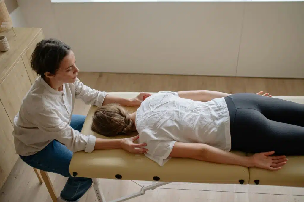 chiropractic care with massage therapy
